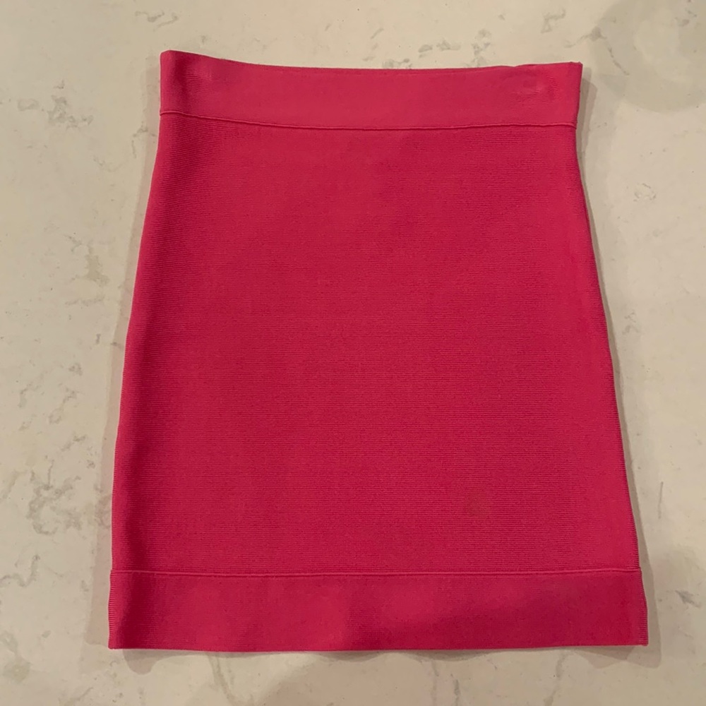BCBG Power Skirt